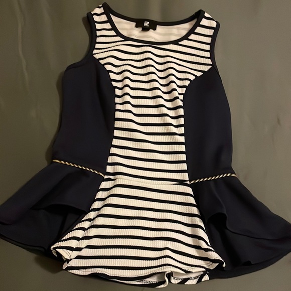 Iz Byer Medium Peplum striped navy blue & white Ruffle top zipper design - Picture 4 of 9